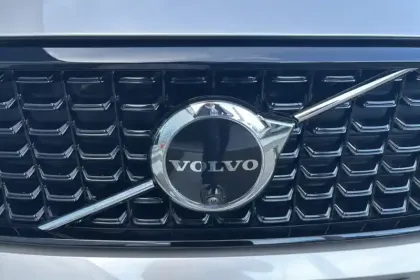 Photo 37 Volvo Xc40  B3 163 ch DCT7