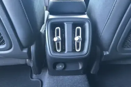 Photo 21 Volvo Xc40  B3 163 ch DCT7