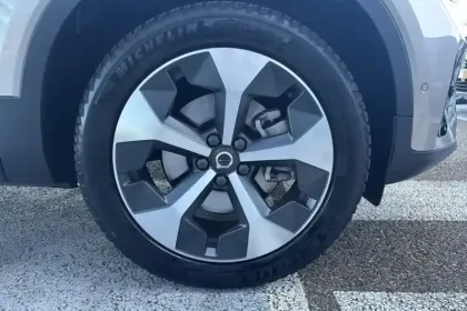 Photo 14 Volvo Xc40  B3 163 ch DCT7