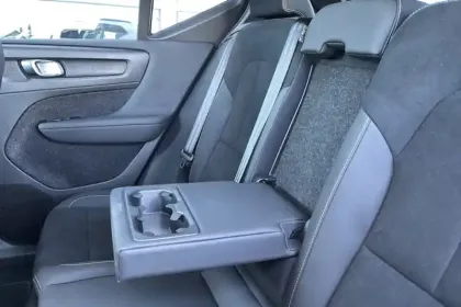 Photo 39 Volvo Xc40  B3 163 ch DCT7