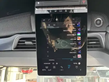 Photo 74 Renault Captur  E-Tech full hybrid 145 ch