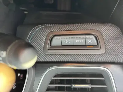 Photo 70 Renault Captur  E-Tech full hybrid 145 ch