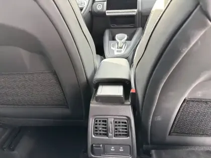 Photo 60 Renault Captur  E-Tech full hybrid 145 ch