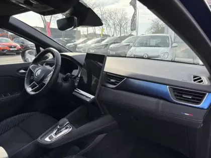 Photo 58 Renault Captur  E-Tech full hybrid 145 ch