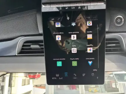 Photo 32 Renault Captur  E-Tech full hybrid 145 ch