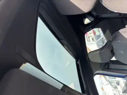 Photo 80 Renault Captur  E-Tech full hybrid 145 ch