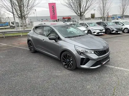 Photo 6 Renault Clio  E-Tech full hybrid 145 ch GSR2