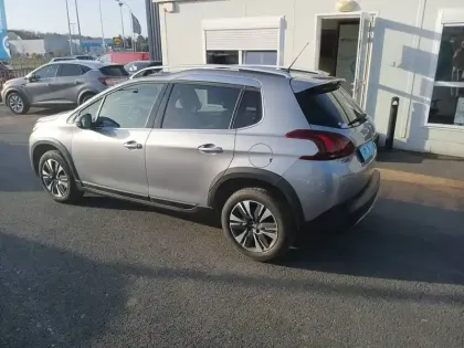 Photo 6 Peugeot 2008  PureTech 130ch S&S BVM6