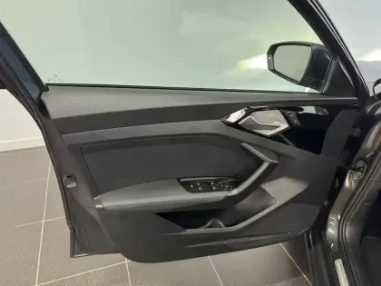 Photo 8 Audi A1  Sportback 25 TFSI 95 ch S tronic 7