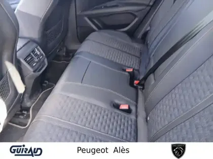 Photo 52 Peugeot 3008  Hybrid 225 e-EAT8