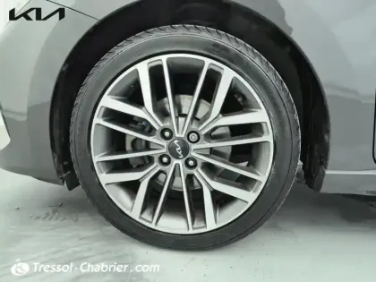 Photo 14 Kia Rio  1.0 T-GDi 100 ch BVM6 GT-Line Premium