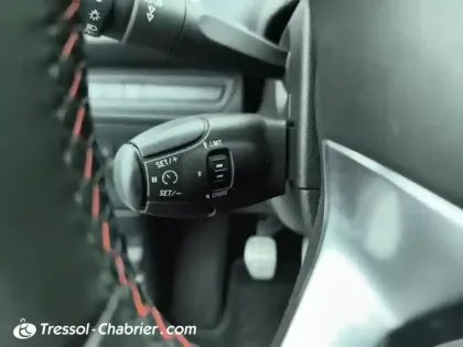 Photo 6 Peugeot 2008  1.2 PureTech 110ch S&S BVM5 Allure