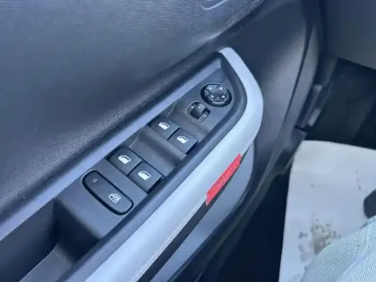 Photo 19 Citroën C3 Gén. IV Ph1 MAX 5