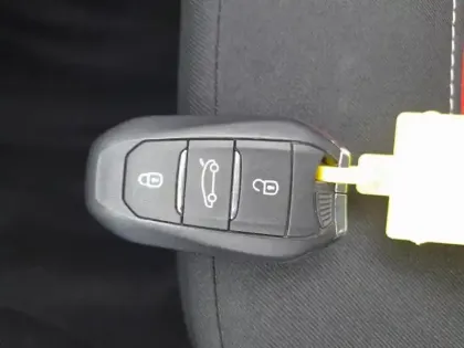 Photo 24 Opel Mokka  1.2 Turbo 130 ch BVA8 GS Line