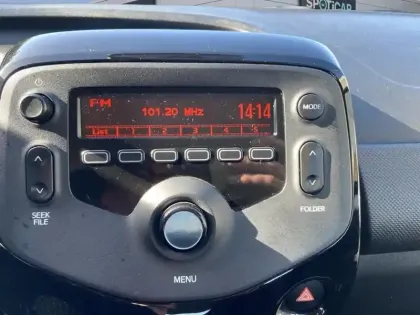 Photo 10 Citroën C1  VTi 72 Feel