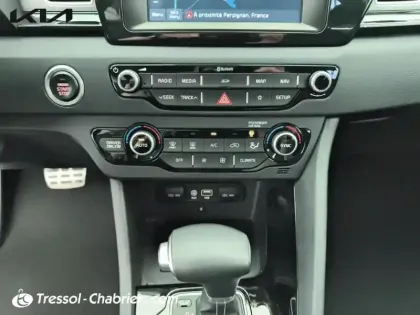 Photo 12 Kia Niro  1.6 GDi Hybride Rechargeable 141 ch DCT6 Design