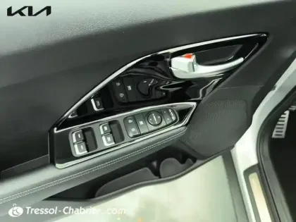 Photo 19 Kia Niro  1.6 GDi Hybride Rechargeable 141 ch DCT6 Design