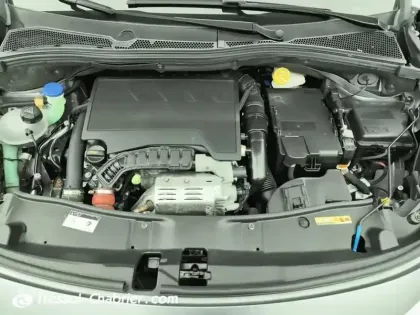 Photo 28 Peugeot 2008  PureTech 110ch S&S EAT6 Crossway