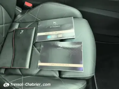 Photo 29 DS DS 7 DS7 Crossback Hybride E-Tense 300 EAT8 4x4 Rivoli