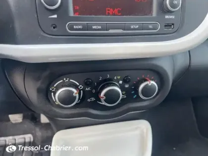 Photo 12 Renault Twingo  III 1.0 SCe 70 BC Intens