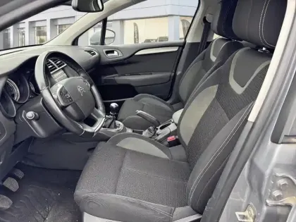 Photo 8 Citroën C4  BlueHDi 110 S&S BVM6 Live Pack Business