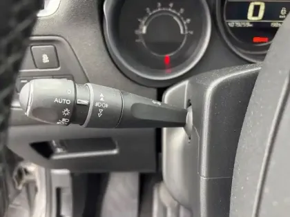 Photo 16 Citroën C4  BlueHDi 110 S&S BVM6 Live Pack Business