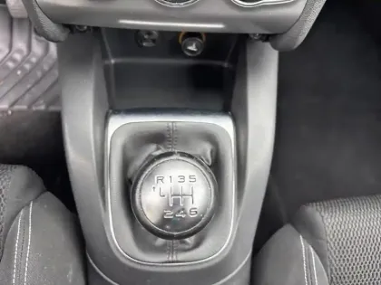 Photo 23 Citroën C4  BlueHDi 110 S&S BVM6 Live Pack Business