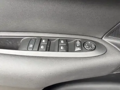 Photo 19 Citroën C4  BlueHDi 110 S&S BVM6 Live Pack Business