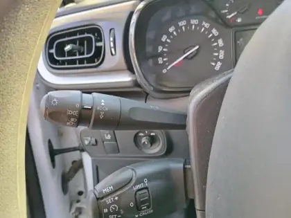 Photo 16 Citroën C3  PureTech 83 ch BVM5 You