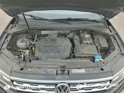 Photo 6 Volkswagen Tiguan  2.0 TSI 180 BMT DSG7 4Motion Carat