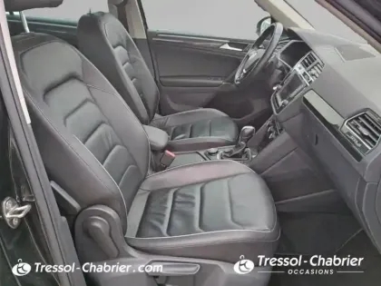 Photo 8 Volkswagen Tiguan  2.0 TSI 180 BMT DSG7 4Motion Carat