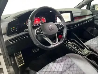 Photo 8 Volkswagen Golf 1.5 eTSI OPF 150 DSG7 R-Line