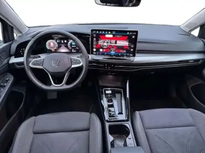 Photo 7 Volkswagen Golf Gén. VIII Ph2 Style 5