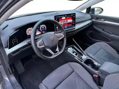 Photo 8 Volkswagen Golf Gén. VIII Ph2 Style 5