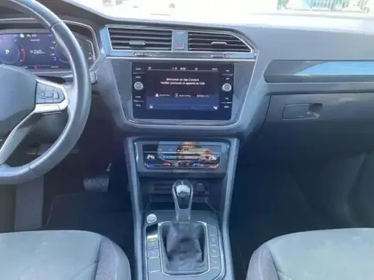 Photo 19 Volkswagen Tiguan 2.0 TDI 150ch DSG7 Elegance