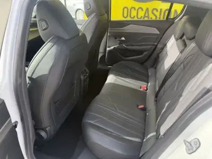 Photo 11 Peugeot 308 1.6 180 GT Hybrid EAT8