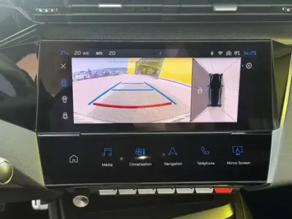 Photo 18 Peugeot 308 1.6 180 GT Hybrid EAT8