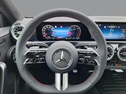 Photo 16 Mercedes CLA 200 d AMG Line