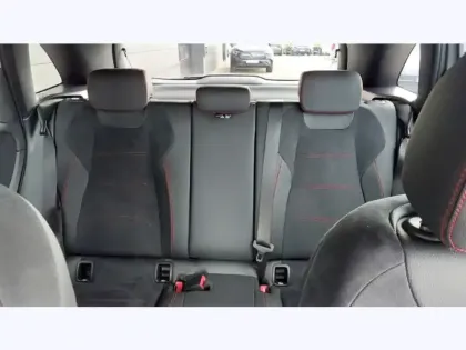 Photo 16 Mercedes Classe B 250 e Hybrid EQ 