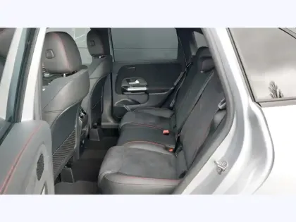 Photo 15 Mercedes Classe B 250 e Hybrid EQ 