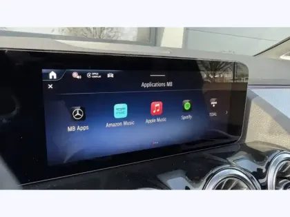 Photo 24 Mercedes GLA 220 d 4MATIC AMG Line