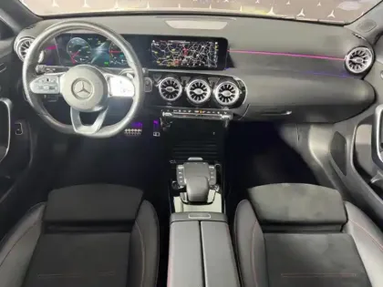 Photo 30 Mercedes Classe A Gén. IV (W177) Ph1 AMG Line 5