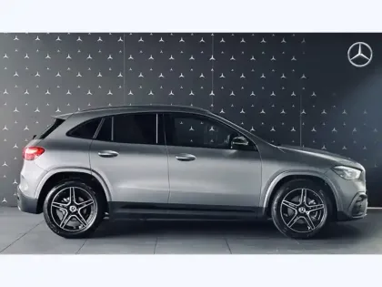 Photo 5 Mercedes GLA 200 d AMG Line