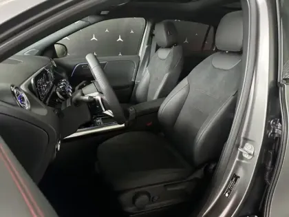 Photo 11 Mercedes GLA 200 d AMG Line