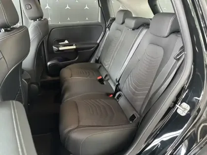 Photo 11 Mercedes Classe B 250 e Hybrid EQ Business Line