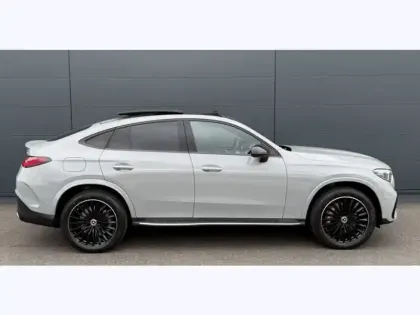 Photo 28 Mercedes Classe GLC Gén. II (C254) Ph1 AMG Line + 5