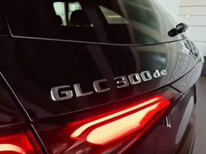 Photo 10 Mercedes Classe GLC GLC 300 d e Hybrid EQ 4MATIC C