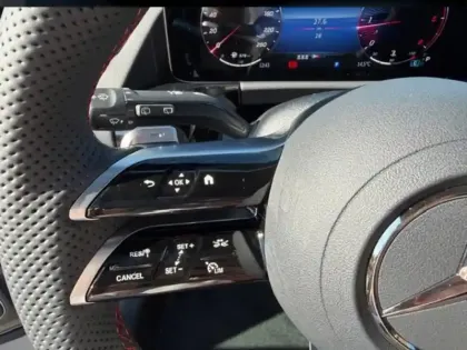 Photo 23 Mercedes GLA  200 d (247.712)