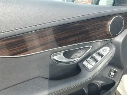 Photo 18 Mercedes Classe GLC GLC 250 4MATIC SUV Executive