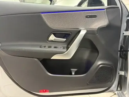 Photo 25 Mercedes Classe A Gén. IV (W177) Ph2 Progressive Line 5